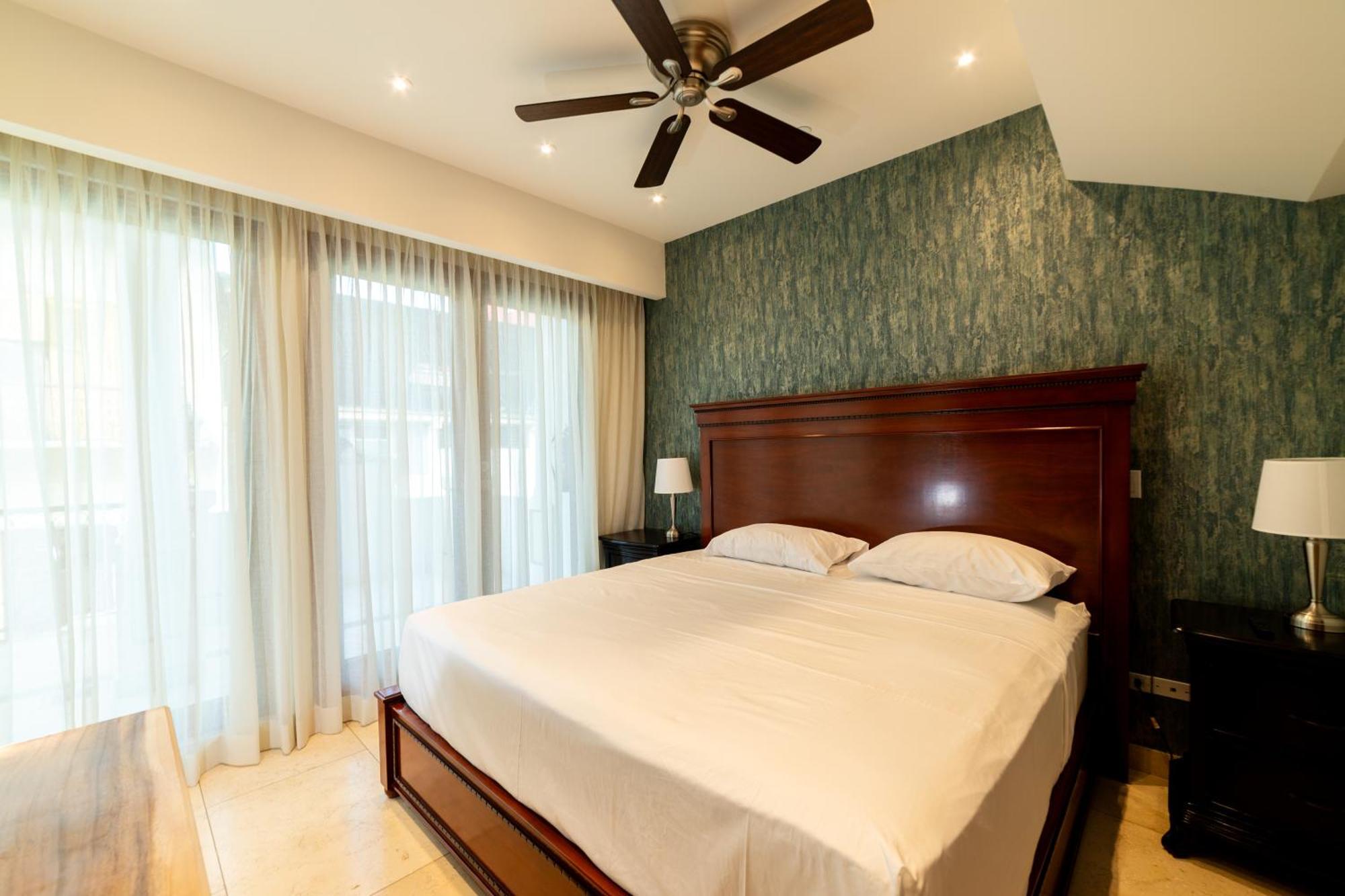 Hotel Plaza Herrera Panama City Exterior photo