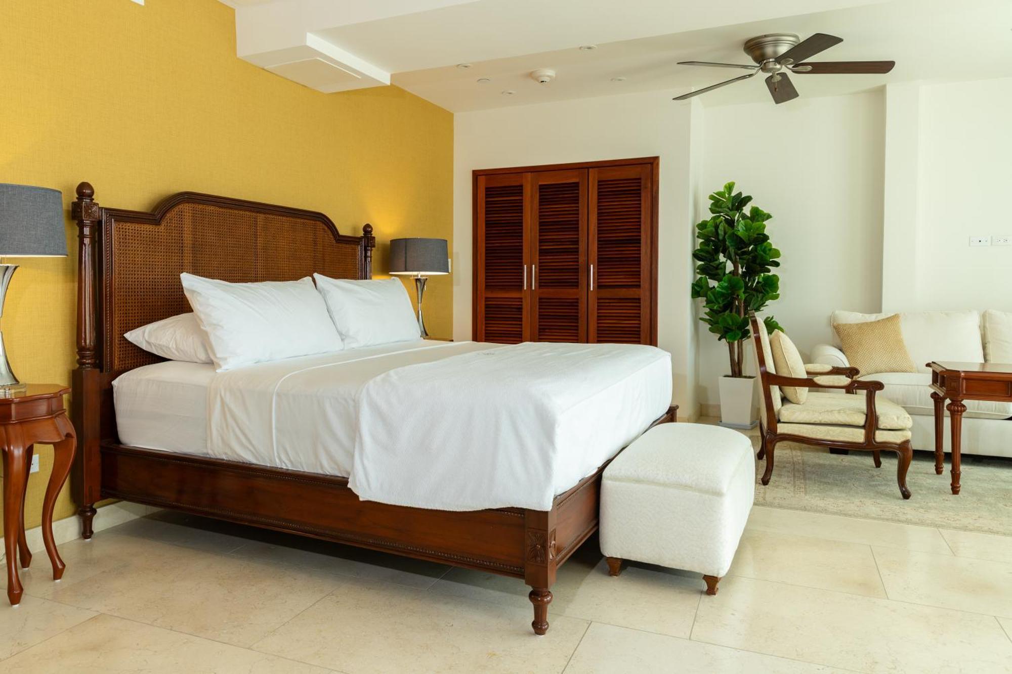Hotel Plaza Herrera Panama City Exterior photo